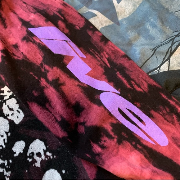 Hollywood's Bleeding Post Malone Tour Long Sleeve Shirt - Picture 4 of 6